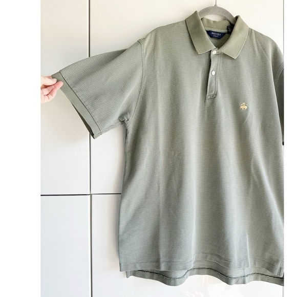 Brooks Bothers Sport Polo Sage Green Size Large 2 Buttons Short Sleeve Cotton - Picture 2 of 6
